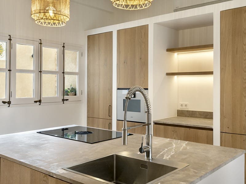 3 soveværelse Villa til salg i Alaro med swimmingpool garage - € 1.695.000 (Ref: 9005113)