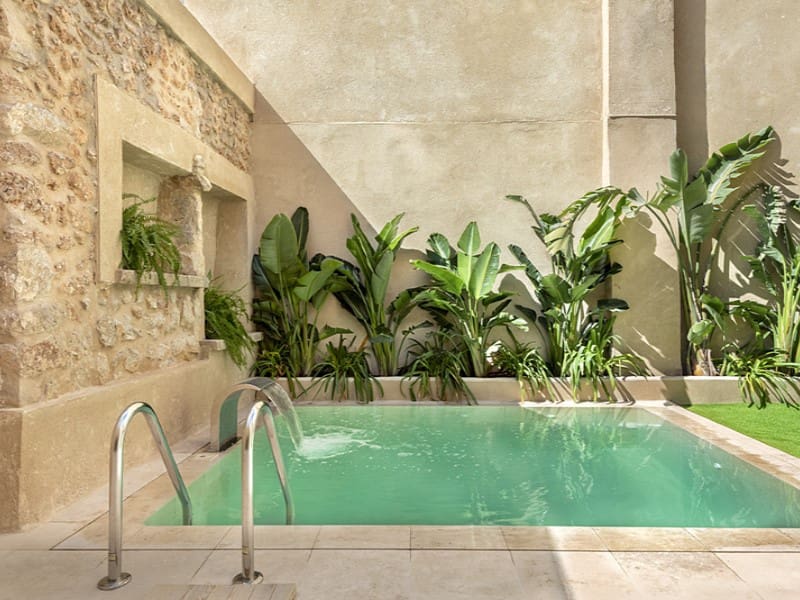 3 soveværelse Villa til salg i Alaro med swimmingpool garage - € 1.695.000 (Ref: 9005113)