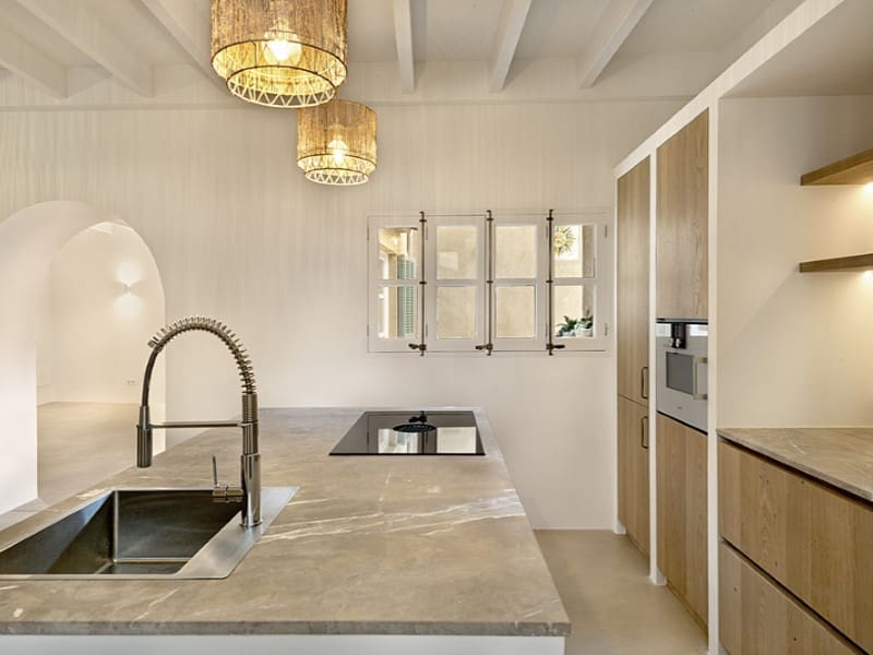 3 soveværelse Villa til salg i Alaro med swimmingpool garage - € 1.695.000 (Ref: 9005113)