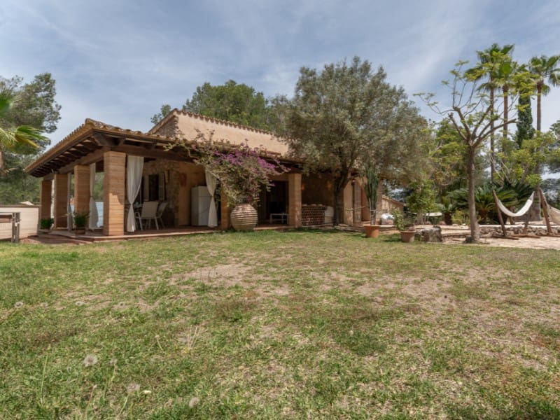 5 soveværelse Finca/Landehus til salg i Arta med swimmingpool - € 1.600.000 (Ref: 9029968)