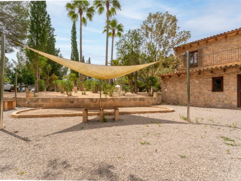 5 soveværelse Finca/Landehus til salg i Arta med swimmingpool - € 1.600.000 (Ref: 9029968)