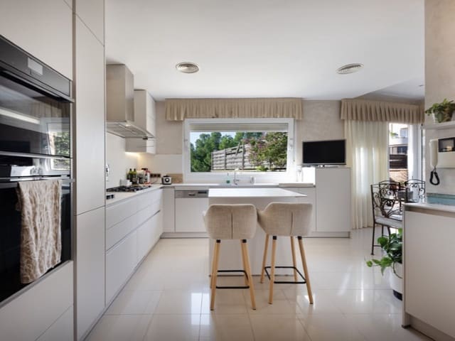 4 sypialnia Apartament na sprzedaż w Son Dameto, Palma de Mallorca z garażem - 1 350 000 € (Ref: 9029970)