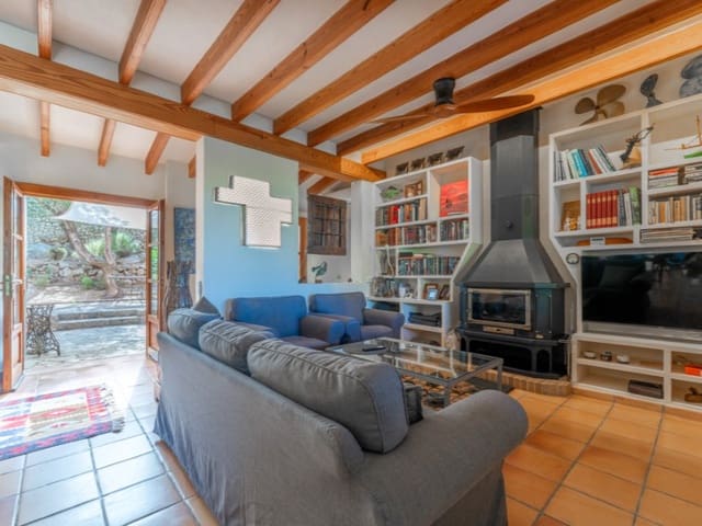 3 slaapkamer Villa te koop in Galilea, Puigpunyent met garage - € 1.280.000 (Ref: 9042631)