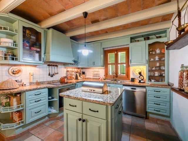 4 soverom Finca/Herregård til salgs i Alaró med svømmebasseng garasje - € 2 495 000 (Ref: 9051407)