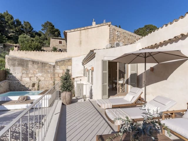 Chalet de 3 habitaciones en Caimari, Selva en venta con piscina - 1.250.000 € (Ref: 9051408)