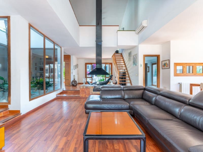 4 bedroom Villa for sale in Santa Ponsa with pool garage - € 1,950,000 (Ref: 9078296)