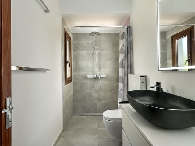 4 soveværelse Villa til salg i Calas de Mallorca, Manacor med swimmingpool garage - € 990.000 (Ref: 9078297)