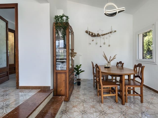 4 soveværelse Villa til salg i Calas de Mallorca, Manacor med swimmingpool garage - € 990.000 (Ref: 9078297)