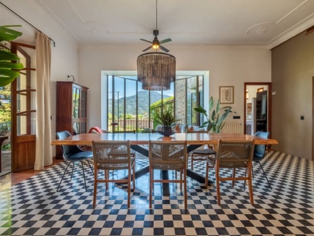 7 bedroom Villa for sale in Sóller with pool - € 2,999,000 (Ref: 9078298)