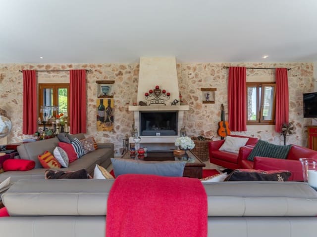 3 soverom Finca/Herregård til salgs i Porreres med svømmebasseng garasje - € 4 800 000 (Ref: 9091954)