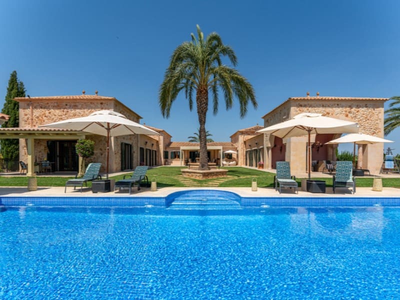 3 soveværelse Finca/Landehus til salg i Porreres med swimmingpool garage - € 4.800.000 (Ref: 9091954)