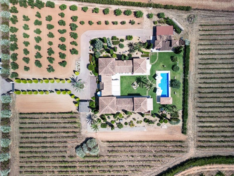 3 soveværelse Finca/Landehus til salg i Porreres med swimmingpool garage - € 4.800.000 (Ref: 9091954)