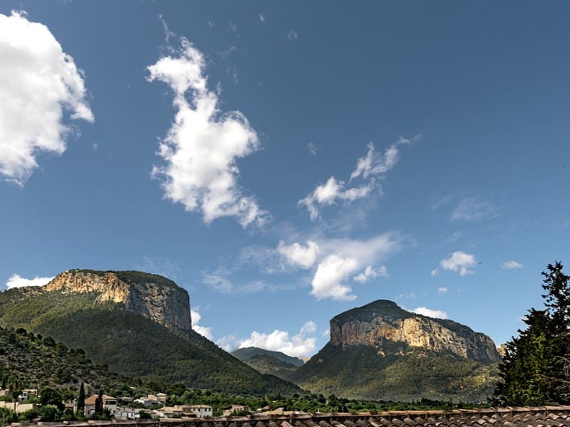 3 soveværelse Villa til salg i Alaro med garage - € 395.000 (Ref: 9109029)