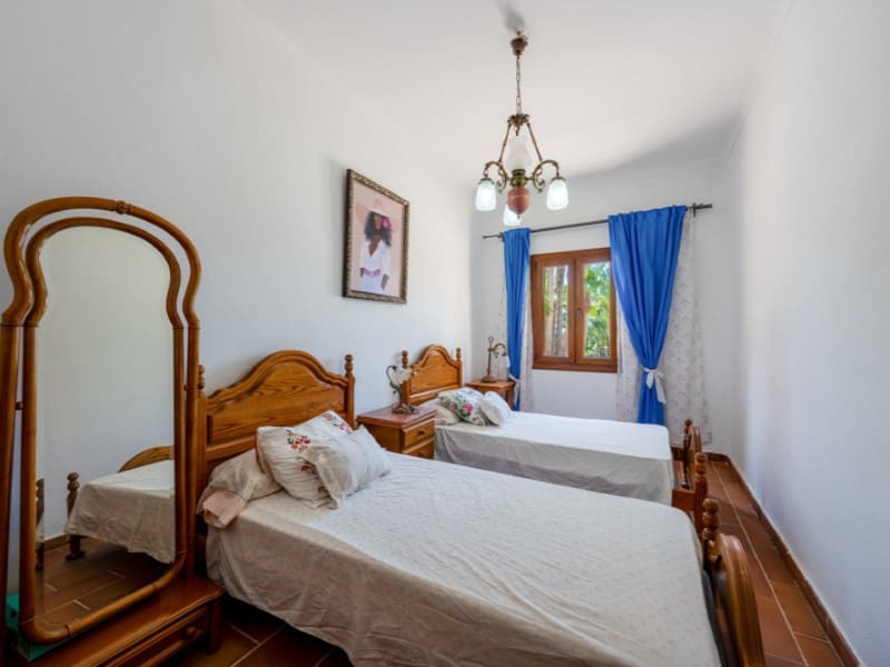 7 soveværelse Finca/Landehus til salg i Campos med swimmingpool garage - € 3.500.000 (Ref: 9119060)