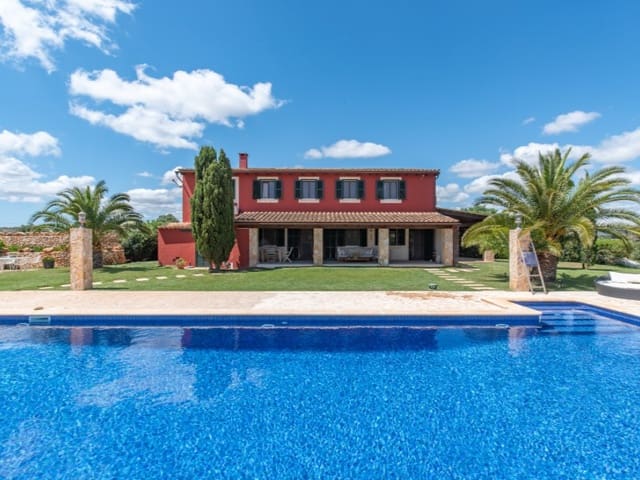 4 bedroom Finca/Country House for sale in Campos with pool - € 2,990,000 (Ref: 9126922)