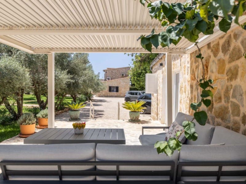 8 soveværelse Finca/Landehus til salg i Binissalem med swimmingpool - € 3.900.000 (Ref: 9137277)