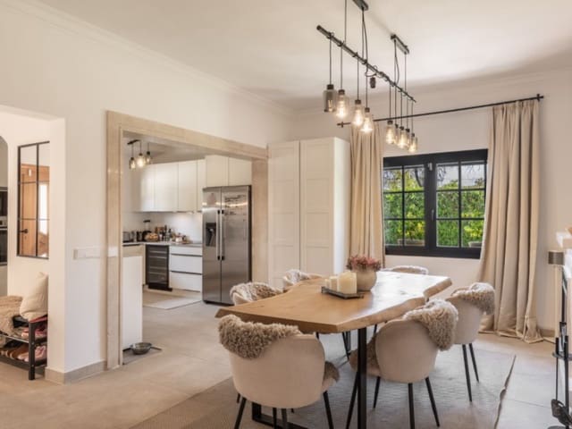 8 sypialnia Finka/Dom wiejski na sprzedaż w Binissalem z basenem - 3 900 000 € (Ref: 9137277)