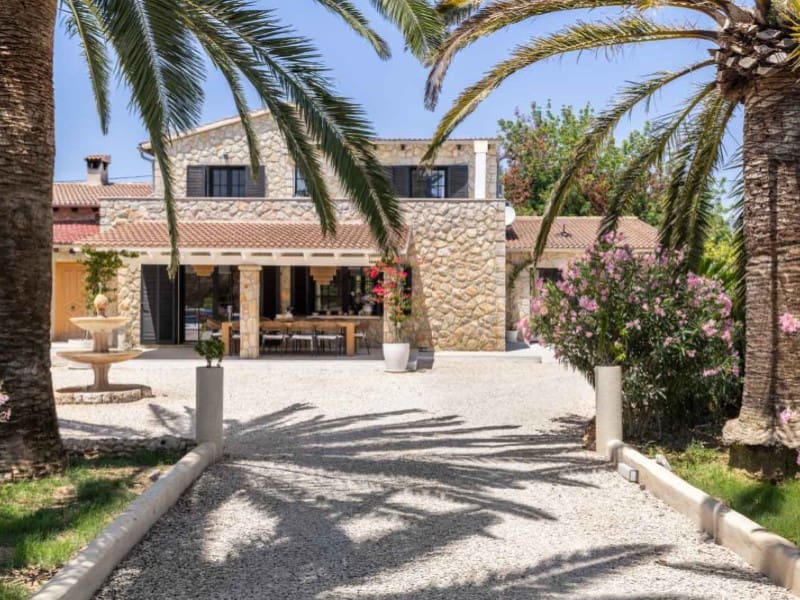 8 soveværelse Finca/Landehus til salg i Binissalem med swimmingpool - € 3.900.000 (Ref: 9137277)