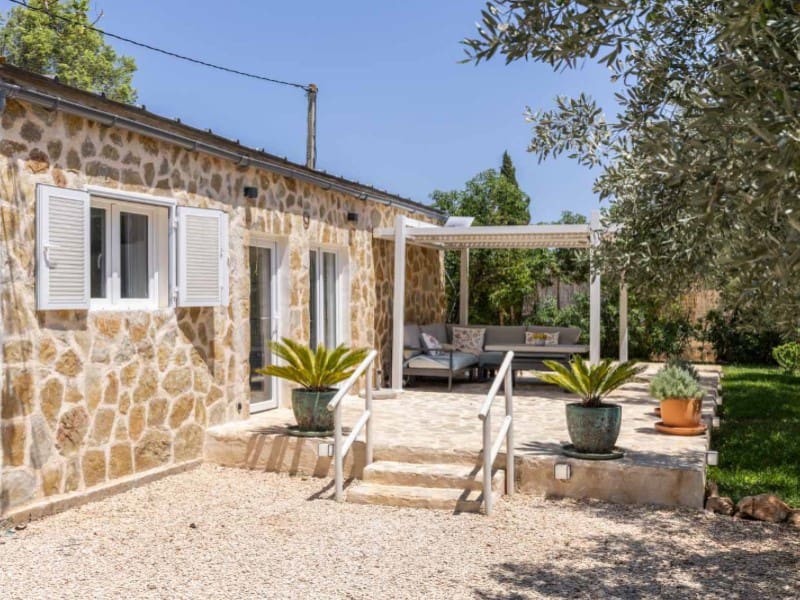 8 soveværelse Finca/Landehus til salg i Binissalem med swimmingpool - € 3.900.000 (Ref: 9137277)