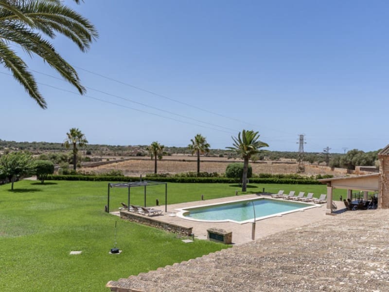 4 soveværelse Finca/Landehus til salg i Santanyi med swimmingpool garage - € 3.750.000 (Ref: 9141719)