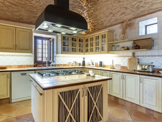 4 camera da letto Finca/Casa di Campagna in vendita in Santanyí con piscina garage - 3.750.000 € (Rif: 9141719)