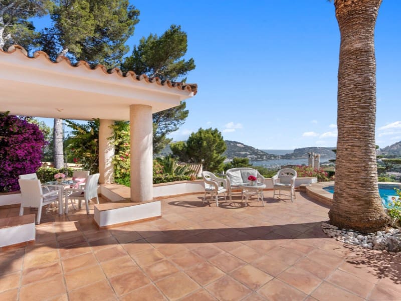 4 sypialnia Willa na sprzedaż w Puerto de Andratx z basenem garażem - 3 900 000 € (Ref: 9176794)