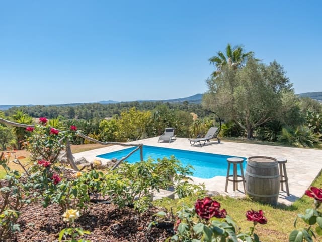 4 bedroom Finca/Country House for sale in Sineu with pool garage - € 1,190,000 (Ref: 9185591)