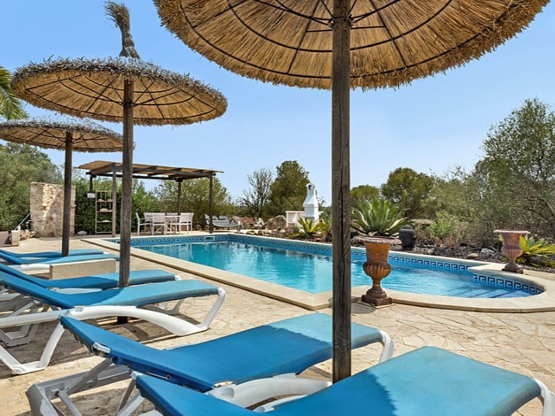 3 soveværelse Finca/Landehus til salg i Santanyi med swimmingpool - € 1.975.000 (Ref: 9185592)