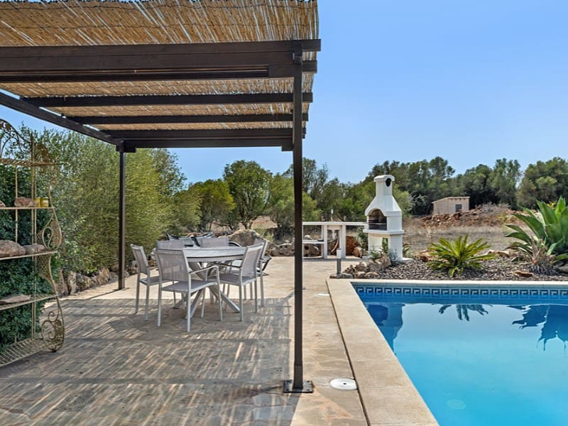 3 soveværelse Finca/Landehus til salg i Santanyi med swimmingpool - € 1.975.000 (Ref: 9185592)