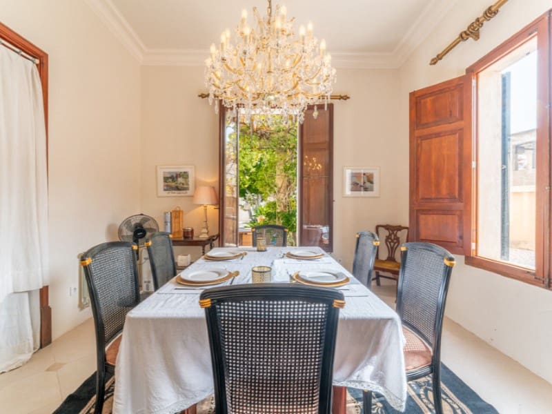 9 soveværelse Villa til salg i Sant Joan med swimmingpool garage - € 2.150.000 (Ref: 9199711)