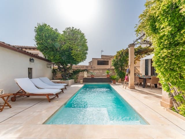 9 soveværelse Villa til salg i Sant Joan med swimmingpool garage - € 2.150.000 (Ref: 9199711)