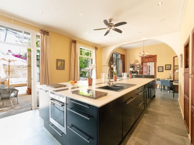 9 bedroom Villa for sale in Sant Joan with pool garage - € 2,150,000 (Ref: 9199711)