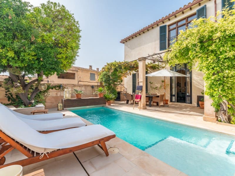 9 soveværelse Villa til salg i Sant Joan med swimmingpool garage - € 2.150.000 (Ref: 9199711)