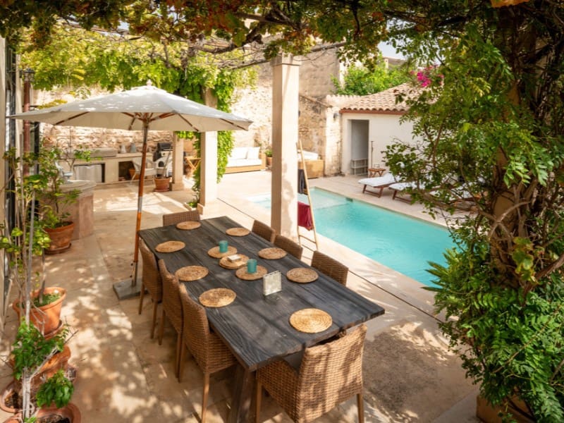 9 soveværelse Villa til salg i Sant Joan med swimmingpool garage - € 2.150.000 (Ref: 9199711)