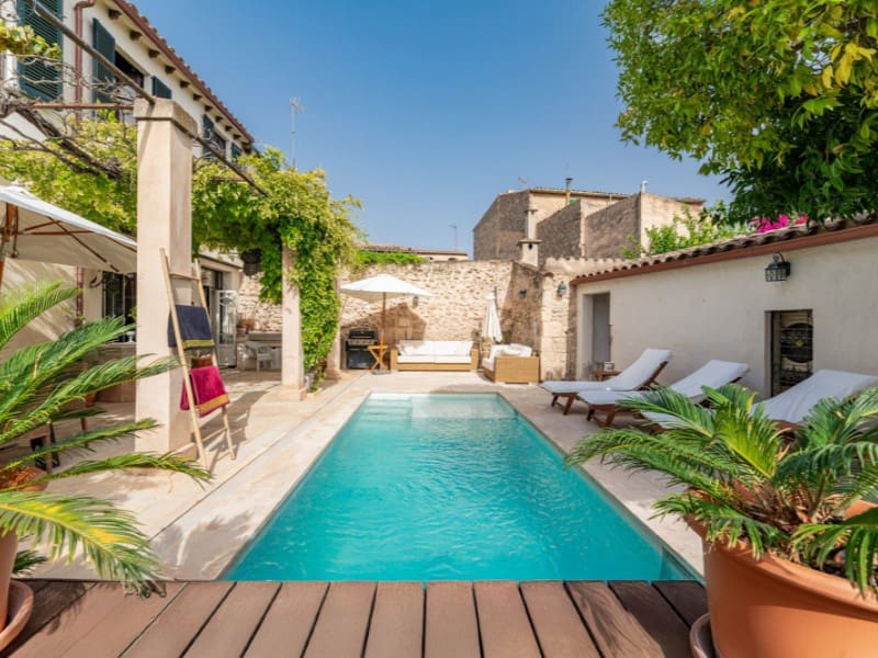 9 soveværelse Villa til salg i Sant Joan med swimmingpool garage - € 2.150.000 (Ref: 9199711)