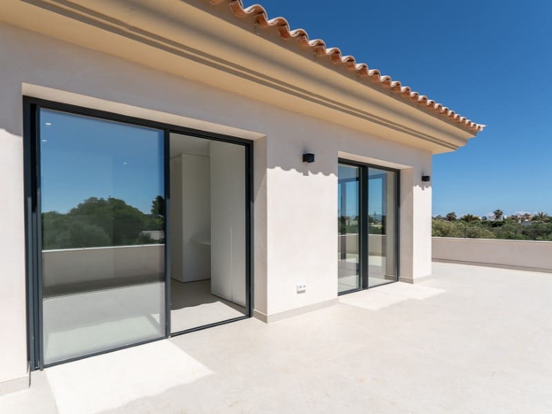 3 bedroom Villa for sale in Cala Llombards with pool - € 1,590,000 (Ref: 9200761)
