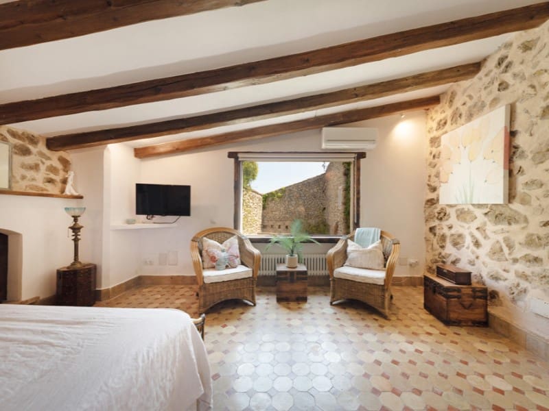 4 soveværelse Finca/Landehus til salg i Galilea med swimmingpool garage - € 3.950.000 (Ref: 9218757)