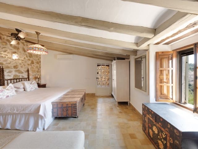 4 slaapkamer Finca/Landhuis te koop in Galilea, Puigpunyent met zwembad garage - € 3.950.000 (Ref: 9218757)