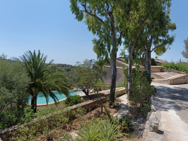 4 soveværelse Finca/Landehus til salg i Galilea med swimmingpool garage - € 3.950.000 (Ref: 9218757)