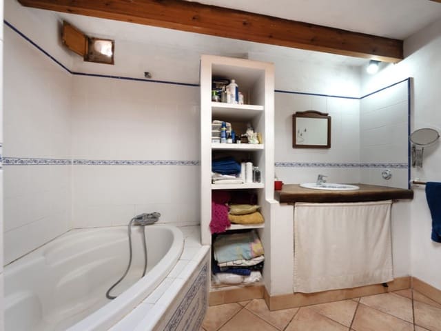 5 sypialnia Willa na sprzedaż w Bunyola z basenem - 975 000 € (Ref: 9236943)