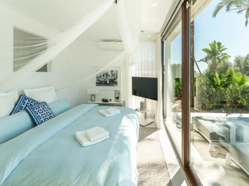 5 soveværelse Finca/Landehus til salg i Puntiro med swimmingpool garage - € 4.495.000 (Ref: 9240087)