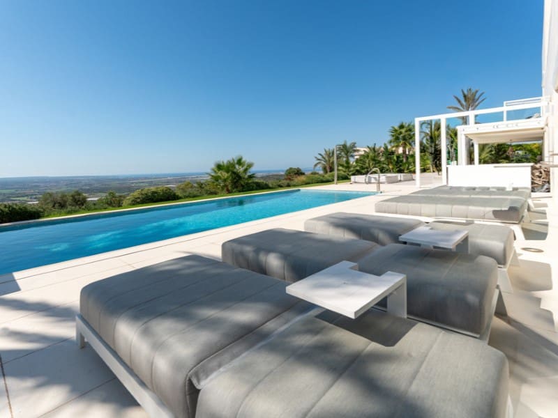 5 soveværelse Finca/Landehus til salg i Puntiro med swimmingpool garage - € 4.495.000 (Ref: 9240087)