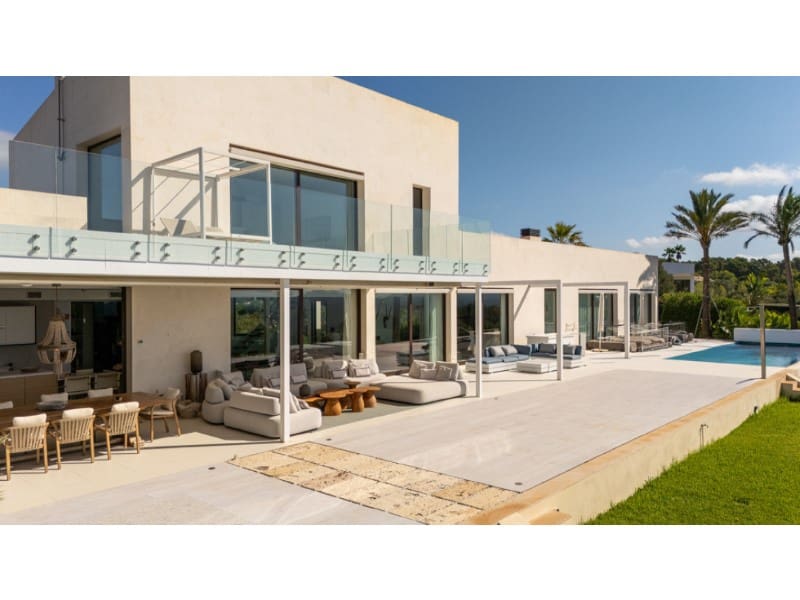 5 soveværelse Finca/Landehus til salg i Puntiro med swimmingpool garage - € 4.495.000 (Ref: 9240087)