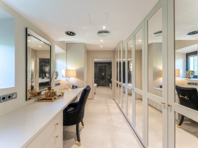 6 soveværelse Finca/Landehus til salg i Portol med swimmingpool - € 4.800.000 (Ref: 9247674)