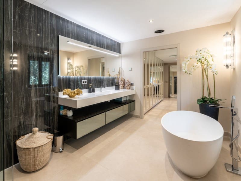 6 soveværelse Finca/Landehus til salg i Portol med swimmingpool - € 4.800.000 (Ref: 9247674)