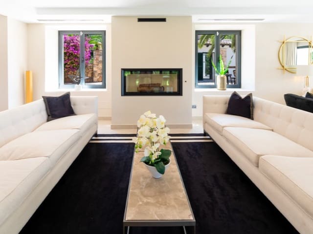 6 soveværelse Finca/Landehus til salg i Portol, Marratxí med swimmingpool - € 4.800.000 (Ref: 9247674)