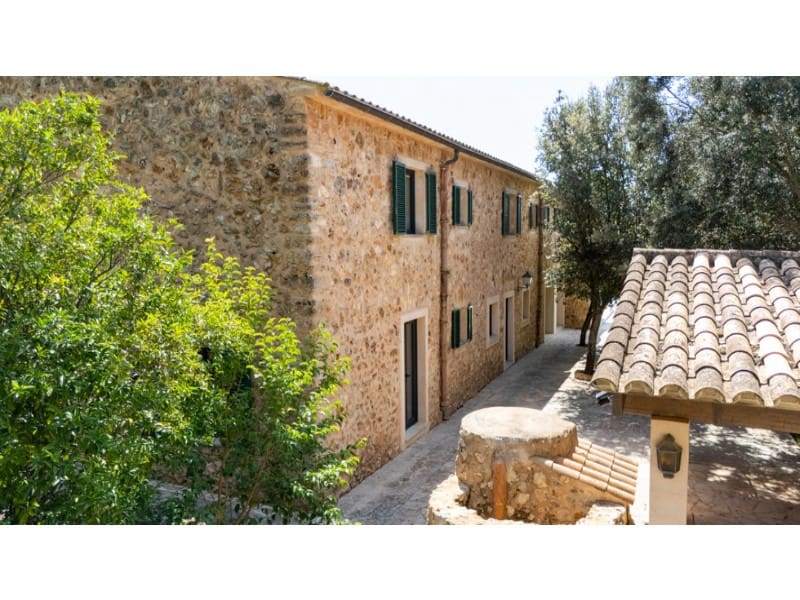 6 soveværelse Finca/Landehus til salg i Portol med swimmingpool - € 4.800.000 (Ref: 9247674)