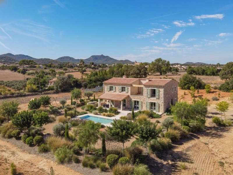 5 soveværelse Finca/Landehus til salg i Felanitx med swimmingpool garage - € 4.500.000 (Ref: 9257631)