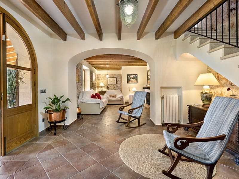 3 soveværelse Villa til salg i Llubi med swimmingpool garage - € 980.000 (Ref: 9272749)