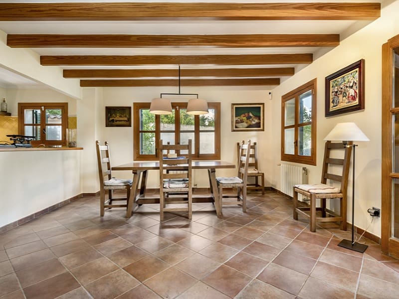 3 soveværelse Villa til salg i Llubi med swimmingpool garage - € 980.000 (Ref: 9272749)